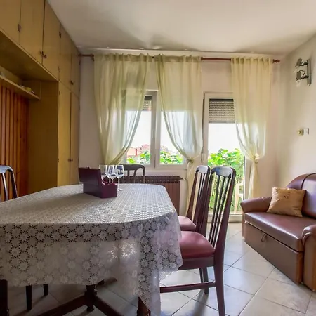 Ivanov Apartment Zadar
